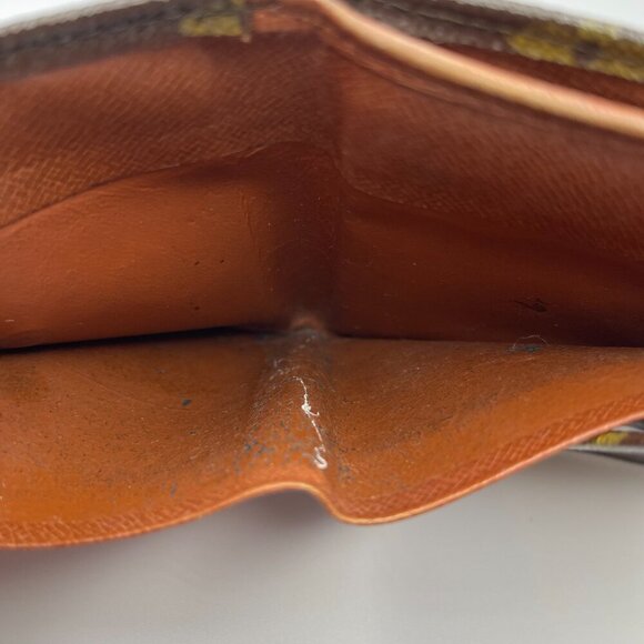 Louis Vuitton Vintage Monogram Elise Compact Wallet - Preowned - Picture 5 of 12